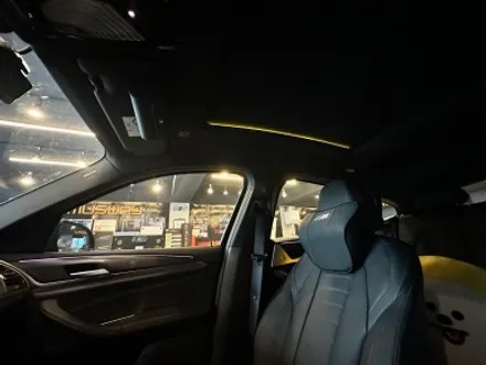 부산 BMW G02 X4 천장 루프 엠비언트 시공으로 실내 인테리어 분위기 살리기! / BMW / X4 (G02) / 부산 동래구