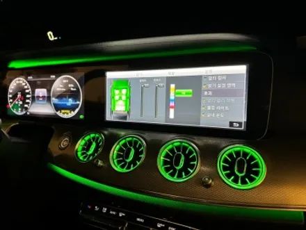 부산 W213 E300 미드레인지 엠비언트 와이드콕핏 디지털 클러스터 시공 후기 :) / 벤츠 / E-클래스 W213 / 부산 동래구