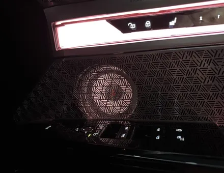 부산BMW엠비언트 회오리스피커 G70 740d 데고마스터 업그레이드 완료 / 부산 동래, 양산