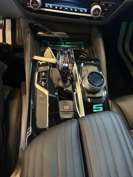 BMW회오리스피커avi bm100센터콘솔엠비언트 독서등엠비언트 G30 5시리즈를 완성 / 부산 동래, 양산