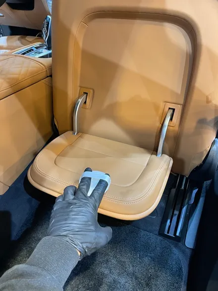 부산 BMW 740i UG 래더 시트 코팅 ! 인체에 무해한 성분으로 가죽 시트 완벽 보호! / 부산 동래, 양산