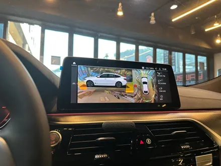 부산 BMW 6GT 630i 순정 어라운드 뷰 (서라운드뷰) AVI BM100 프론트 스피커 시공으로 차량 업그레이드 하기!
