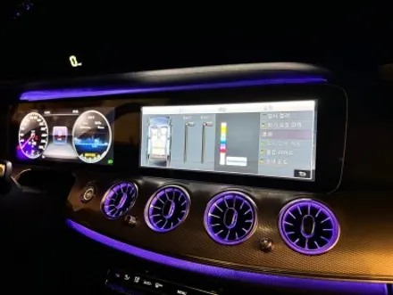 부산 W213 E300 미드레인지 엠비언트 와이드콕핏 디지털 클러스터 시공 후기 :) / 벤츠 / E-클래스 W213 / 부산 동래구