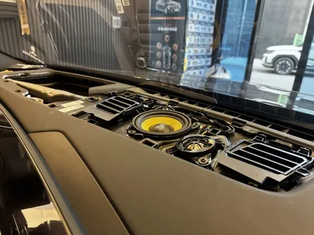 부산BMW카오디오 G60차량에 무스웨이와 스피커 교체 / 부산 동래, 양산