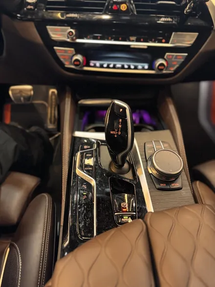 BMW 6GT 순정 어라운드뷰 회오리스피커커버 데고마스터스피커 크리스탈 3종으로 차량대변신 / 부산 동래, 양산