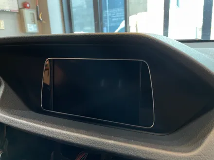 부산 벤츠 W212 E300 안드로이드 올인원과 비노출 엠비언트로 신차 만들어 버리기 ! / 부산 동래, 양산