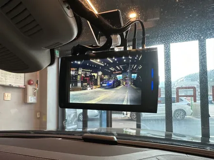 부산 벤츠 CLS 400D QXD 메가 4채널 블랙박스 커넥티드 프로 에너팩 프로 보조밧데리 시공으로 차량 안전하게 보호하기 ! / 부산 동래, 양산