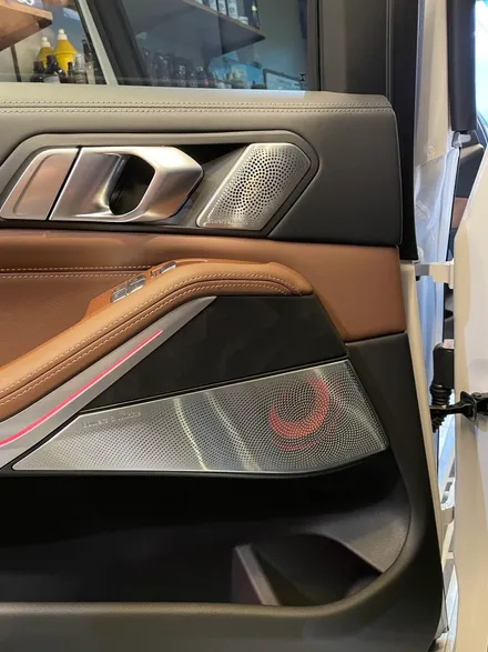 부산 BMW X7 AVI BM100 무스웨이(MUSWAY) D8 Bowers&Wilkins(회오리스피커) 시공으로 사운드 풍부하게 만들기 ! / 부산 동래, 양산