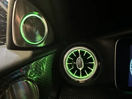 부산 벤츠 W213 E300 송풍구 엠비언트 1,2열 3D부메스터 트위터 AVI BM100 2WAY 시공후기! :) / 벤츠 / E-클래스 W213 / 부산 동래구