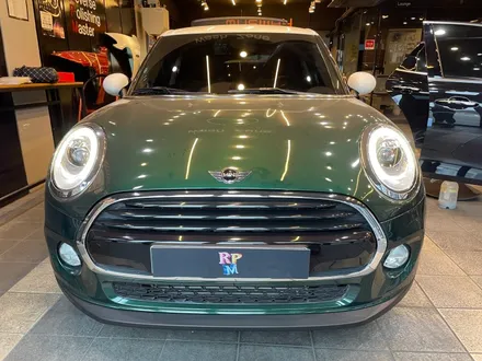 BMW 미니쿠퍼 무선 카플레이 안드로이드 오토 미러링 시공으로 차량 안전하게 운행하기! / 부산 동래, 양산