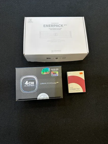 부산 벤츠 CLS 400D QXD 메가 4채널 블랙박스 커넥티드 프로 에너팩 프로 보조밧데리 시공으로 차량 안전하게 보호하기 ! / 부산 동래, 양산