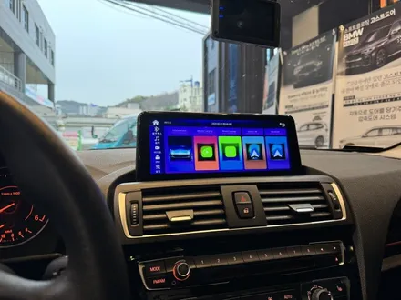 부산 BMW F20 118D 8.8인치 터치 모니터, 무선 애플카플레이 안드로이드 오토, 후방 카메라 시공으로 편리한 운전하기! / 부산 동래, 양산