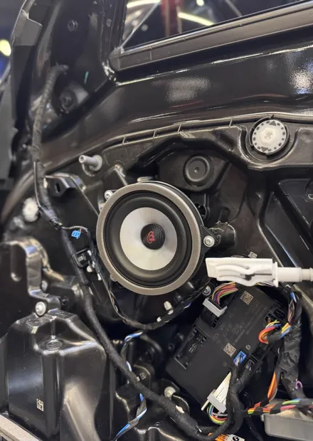 부산BMW엠비언트 회오리스피커 G70 740d 데고마스터 업그레이드 완료 / 부산 동래, 양산