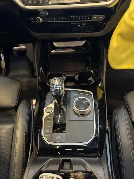 부산BMW 센터콘솔엠비언트 컵홀더엠비언트로 G02 X4를 고급스럽게 / 부산 동래, 양산