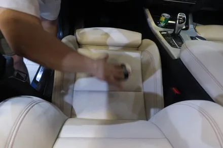 BMW X4 시리즈 부산UG 가죽 시트 코팅으로 내부 새차 만들기! 오랫동안 시트 깨끗하게 유지하는 방법 ! / 부산 동래, 양산