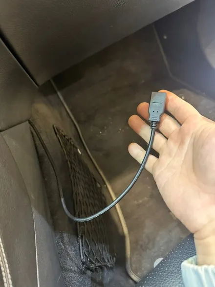 부산 벤츠 W205 C220D 무선 카플레이 안드로이드 오토 미러링 시공 후기! / 부산 동래, 양산