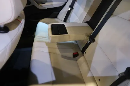 BMW X4 시리즈 부산UG 가죽 시트 코팅으로 내부 새차 만들기! 오랫동안 시트 깨끗하게 유지하는 방법 ! / 부산 동래, 양산