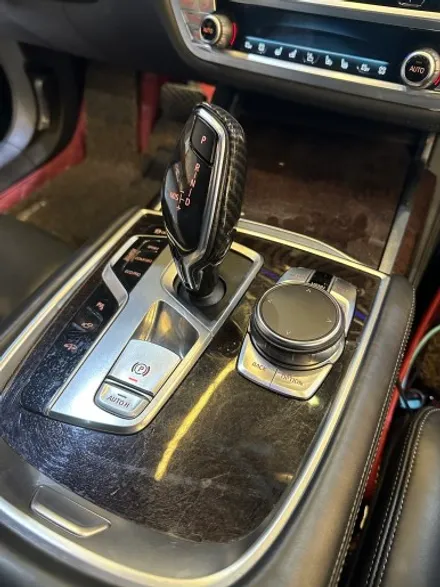 부산 BMW G12 740ID 7시리즈 최상급 크리스탈 숏기어봉 3종 세트 시공으로 실내 파츠 빛내기!