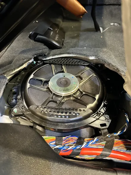 부산 BMW X6 AVI BM200 무스웨이 D8 시공과 정밀셋팅으로 사운드 업! 하기 :) / 부산 동래, 양산