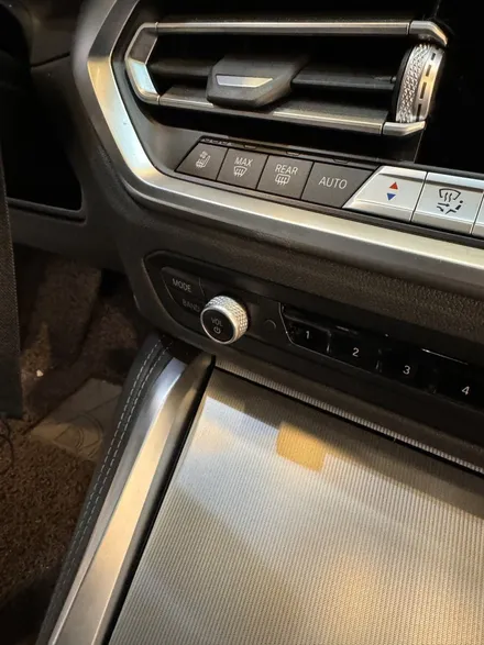부산 bmw g26 i4, 최고급형 크리스탈기어봉 아이드라이브(조그셔틀) 스타트버튼 볼륨버튼 4종세트 시공이벤트 / 부산 동래, 양산