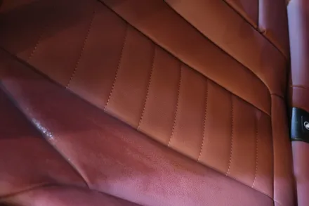 신형 BMW X4 가죽 시트코팅 UG 시트코팅으로 가죽 컨디션 새것처럼 오랫동안 보호하기 ! / 부산 동래, 양산