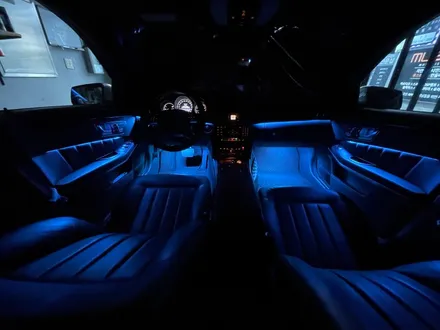 부산 벤츠 W212 E300 안드로이드 올인원과 비노출 엠비언트로 신차 만들어 버리기 ! / 부산 동래, 양산
