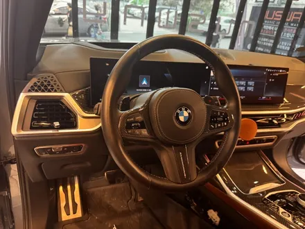 BMW신형카본터스텀 M핸들 G07 X7을 더욱 멋스럽게 / 부산 동래, 양산