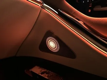 부산 벤츠 S클래스 W223 S400 S450 S500 S580 액티브엠비언트 4D부메스터 트위터 천장 부메스터 미드 스피커 엠비언트 시공으로 풀옵션 차량으로 변신하기! / 부산 동래, 양산