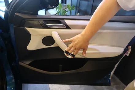 BMW X4 시리즈 부산UG 가죽 시트 코팅으로 내부 새차 만들기! 오랫동안 시트 깨끗하게 유지하는 방법 ! / 부산 동래, 양산