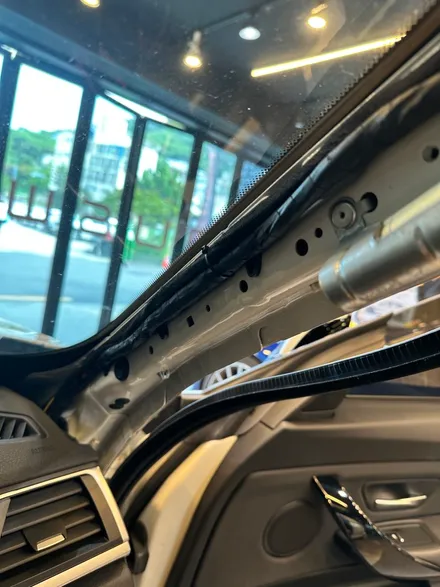 부산 BMW X4 LXQ500파워 블랙박스와 케어셀 CZ016 보조밧데리로 물피도주 방어하기! / BMW / X4 / 부산 동래구