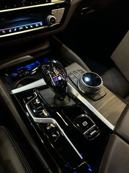 부산 BMW G32 6GT 620D,620i,630i,630D 순정 어라운드뷰, 서라운드뷰, 크리스탈 기어봉 아이드라이브(조그셔틀) 스타트버튼 3종 세트 시공후기 / 부산 동래, 양산