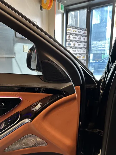 부산 벤츠  W223 S500 S350 S400 S450 S580 엑티브 엠비언트 4D부메스터 트위터 천장 부메스터로 실내 인테리어 업 하기! / 부산 동래, 양산