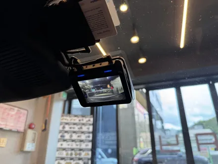 부산벤츠블랙박스 CLS63 AMG 보조배터리 설치로 방전걱정 제로 / 부산 동래, 양산