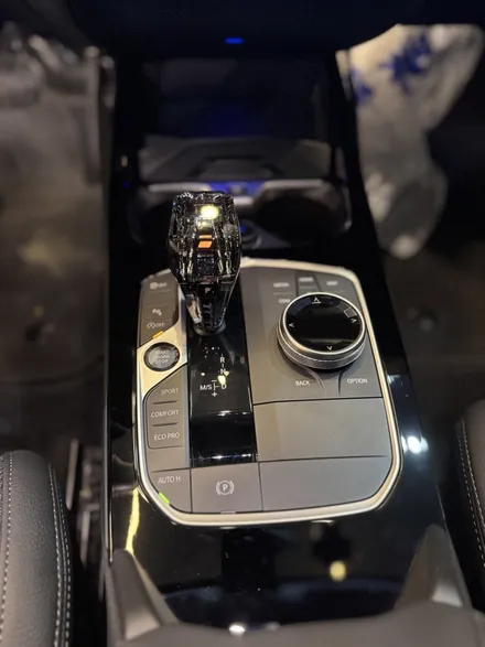 크리스탈4종세트 BMW F40 118D차량에 시공 / 부산 동래, 양산