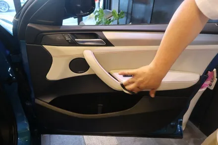 BMW X4 시리즈 부산UG 가죽 시트 코팅으로 내부 새차 만들기! 오랫동안 시트 깨끗하게 유지하는 방법 ! / 부산 동래, 양산
