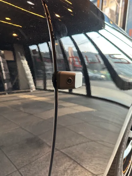 부산 벤츠 CLS 400D QXD 메가 4채널 블랙박스 커넥티드 프로 에너팩 프로 보조밧데리 시공으로 차량 안전하게 보호하기 ! / 부산 동래, 양산