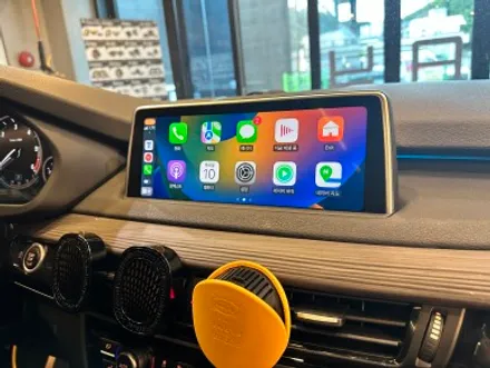 부산 BMW F15 X5 10.25인치 터치 모니터 무선 애플카플레이 안드로이드 오토로 편하게 운전하기! / BMW / X5 (F15) / 부산 동래구