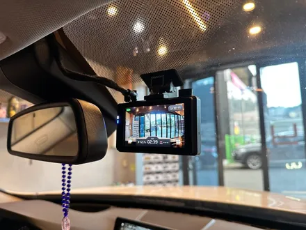 부산 BMW X4 LXQ500파워 블랙박스와 케어셀 CZ016 보조밧데리로 물피도주 방어하기! / BMW / X4 / 부산 동래구