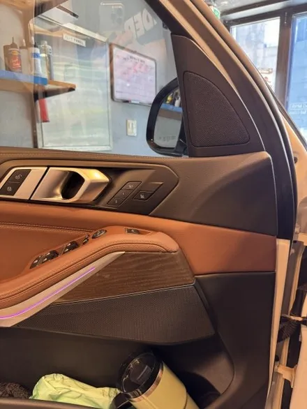 BMW 회오리 스피커 AVI BM100 눈과 귀가 즐거워지는 차량 변신 (RPM카멀티샵) / 부산 동래, 양산
