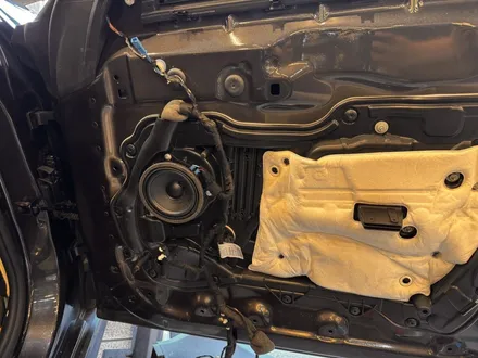BMW 6GT 순정 어라운드뷰 회오리스피커커버 데고마스터스피커 크리스탈 3종으로 차량대변신 / 부산 동래, 양산