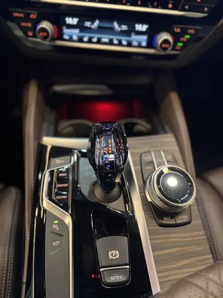 부산 BMW G30 5시리즈 실내의 품격, 크리스탈기어봉 3종세트로 완성되는 럭셔리 감성 / 부산 동래, 양산