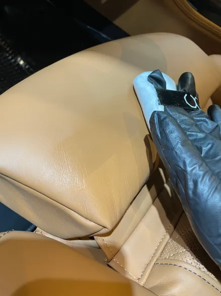 부산 BMW 740i UG 래더 시트 코팅 ! 인체에 무해한 성분으로 가죽 시트 완벽 보호! / 부산 동래, 양산