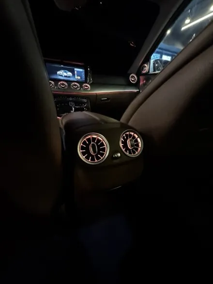 부산벤츠에어터치 송풍구3D전동부메스터엠비언트 세로그릴까지 W213 E300에 시공 / 부산 동래, 양산