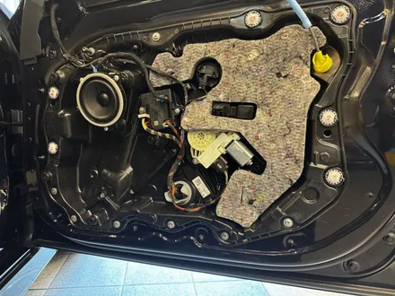 부산BMW카오디오 G60차량에 무스웨이와 스피커 교체 / 부산 동래, 양산