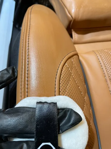 부산 BMW 740i UG 래더 시트 코팅 ! 인체에 무해한 성분으로 가죽 시트 완벽 보호! / 부산 동래, 양산