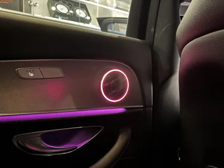 W213 E클래스 송풍구 3D부메스터 미드레인지 엠비언트 / 부산 동래, 양산