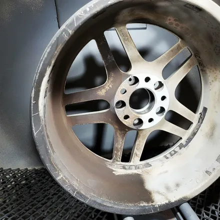 BMW  728I 다이아컷팅 엠페러럴 휠 올드카 휠복원 / 파주,일산,포천