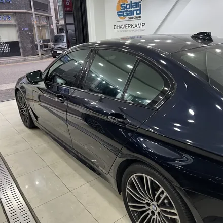 BMW 5시리즈 530i 크롬죽이기 / 역시크롬은죽여야차가이뻐져요 / 크롬지우기 / 크롬딜리트 / 크롬살리진못하나 / 부천랩핑 / 인천랩핑 / 경기 부천