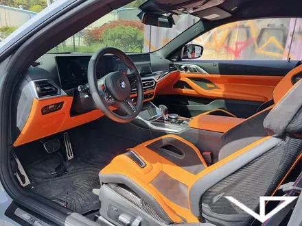 bmw_m4_봐라다이스_실내커스텀_자동차실내_실내염색_오렌지_자동차꾸미기_차량실내_1티어_유튜브 / 화성시 정남면