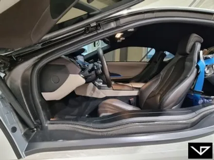 BMW_i8_봐라다이스_실내커스텀_자동차실내_실내염색_아이보리_자동차꾸미기_내차꾸미기_차량실내_1티어_커스텀장인_유튜브 / 화성시 정남면